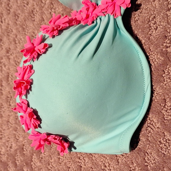 Blue and Pink Bikini Top 32DD - Picture 3 of 5